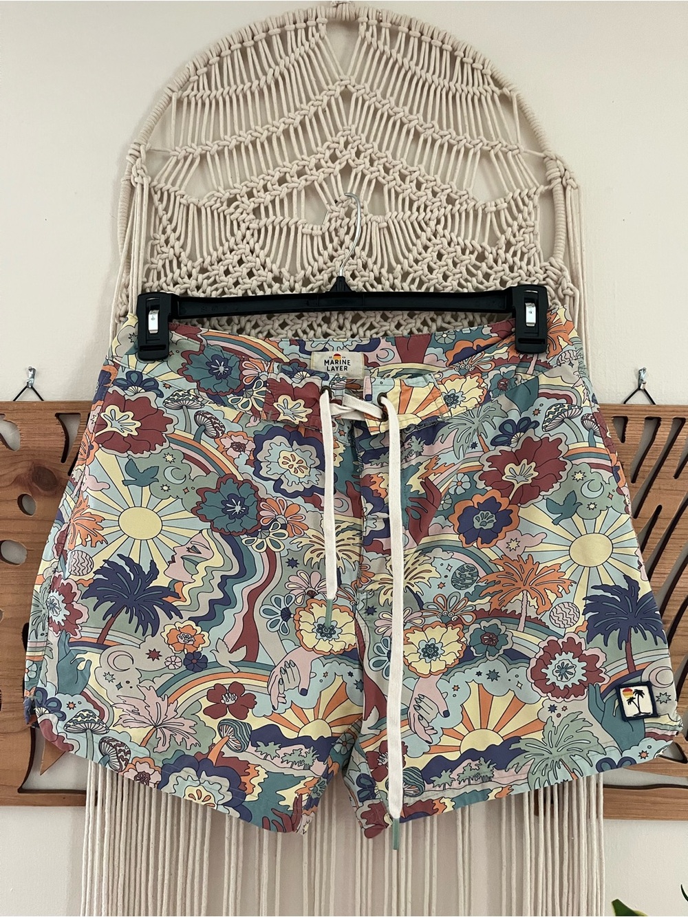 Marine Layer Printed Board Short - 7 in Groovy Sunshine Size 32